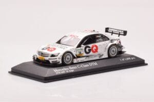Mercedes C-Class W204 DTM GQ AMG Mercedes #16 Engels DTM 2009 Minichamps 1:43 400093816 Metalli — kuva 2 / 4