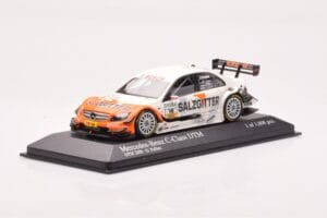 Mercedes C-Class W204 DTM Team AMG Mercedes #10 G. Paffett DTM 2009 Minichamps 1:43 400093910 Metalli — kuva 2 / 4