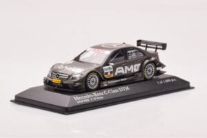 Mercedes C-Class W204 DTM Team AMG Mercedes #4 P. di Resta DTM 2008 Minichamps 1:43 400083804 Metalli — kuva 2 / 4
