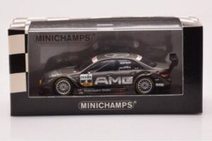 Mercedes C-Class W204 DTM Team AMG Mercedes #4 P. di Resta DTM 2008 Minichamps 1:43 400083804 Metalli — kuva 4 / 4