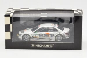 Mercedes C-Class W204 DTM Team AMG Mercedes #5 J. Green DTM 2008 Minichamps 1:43 400083805 Metalli — kuva 4 / 4