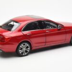 Mercedes C-Class W205 Punainen Metallic Asia Exclusive Norev 1:18 - image 3 of 8