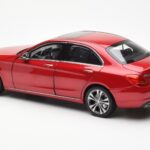 Mercedes C-Class W205 Punainen Metallic Asia Exclusive Norev 1:18 - image 7 of 8
