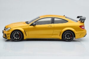 Mercedes C63 AMG W204 Black Series Kulta GT Spirit 1:18 GT034 Hartsi — kuva 3 / 6