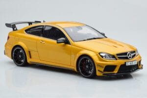 Mercedes C63 AMG W204 Black Series Kulta GT Spirit 1:18 GT034 Hartsi — kuva 4 / 6
