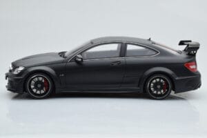 Mercedes C63 AMG W204 Black Series Matta Musta GT Spirit 1:18 GT843 Hartsi — kuva 3 / 6