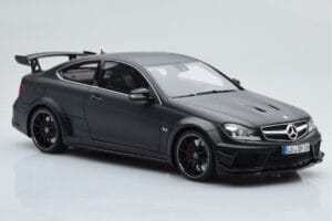 Mercedes C63 AMG W204 Black Series Matta Musta GT Spirit 1:18 GT843 Hartsi — kuva 4 / 6