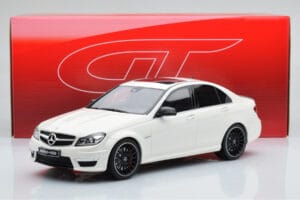 Mercedes C63 AMG W204 Valkoinen GT Spirit 1:18 GT166 Hartsi — kuva 6 / 6