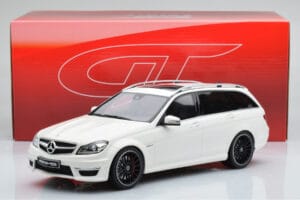 Mercedes C63 AMG S204 T-Model Valkoinen GT Spirit 1:18 GT147 Hartsi — kuva 8 / 8