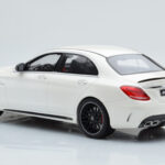 Mercedes C63S AMG W205 Valkoinen GT Spirit 1:18 - image 5 of 6