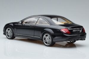 Mercedes CL63 AMG C216 Musta AUTOart 1:18 76169 Metalli — kuva 5 / 6