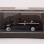 Mercedes CLK A209 Cabriolet Obsidian Musta Metallic Minichamps 1:43 - image 4 of 4