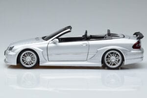 Mercedes CLK DTM AMG W209 Cabriolet Hopea Kyosho 1:18 B66962272 Metalli — kuva 5 / 8