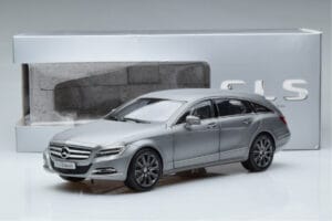 Mercedes CLS Shooting Brake X218 Alanite Harmaa Norev 1:18 B66960117 Metalli — kuva 7 / 7