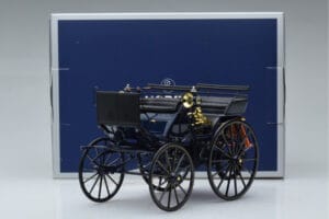 Mercedes Daimler Motorkutsche Tummansininen Norev 1:18 183700 Metalli — kuva 6 / 6
