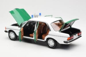 Mercedes E-Class W123 Polizei Norev 1:18 B66040676 Metalli — kuva 5 / 8