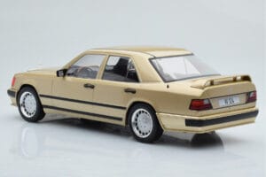 Mercedes E-Class W124 Tuning Beige MCG 1:18 MCG18342 Metalli — kuva 5 / 6