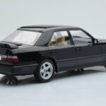 Mercedes E-Class W124 Tuning Musta MCG 1:18 - image 2 of 6