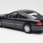 Mercedes E-Class W211 Sininen Metallic Kyosho 1:18 B66962147 - image 7 of 8