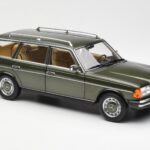 Mercedes 230T W123 T-Model Vihreä Metallic Norev 1:18 183730 - image 6 of 8