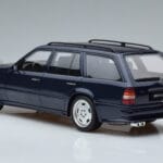 Mercedes E36 AMG S124 Sininen Otto 1:18 OT753 Hartsi - image 5 of 6