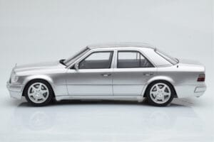 Mercedes E500 W124 Hopea Otto 1:18 OT623 Hartsi — kuva 3 / 6