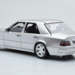 Mercedes E500 W124 Hopea Otto 1:18 - image 5 of 6