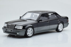 Mercedes E60 AMG W124 Musta Otto 1:18
