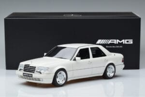 Mercedes E60 AMG W124 Valkoinen Otto 1:18 B66040640 Hartsi — kuva 6 / 6