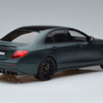 Mercedes E63 AMG Brabus 800 W213 Vihreä GT Spirit 1:18 - image 2 of 6