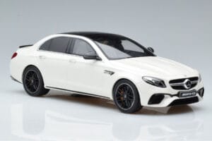 Mercedes AMG E63 S W213 Valkoinen GT Spirit 1:18 B66965711 Hartsi — kuva 4 / 6