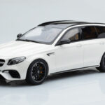 Mercedes AMG E63 S S213 T-Model Valkoinen GT Spirit 1:18