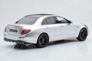 Mercedes AMG E63 S W213 Hopea GT Spirit 1:18 GT230 Hartsi — kuva 2 / 6