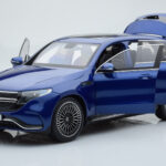 Mercedes EQC 400 Brilliant Sininen NZG 1:18 - image 2 of 8