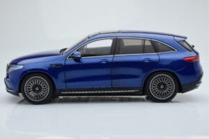 Mercedes EQC 400 Brilliant Sininen NZG 1:18 B66963757 Metalli — kuva 4 / 8