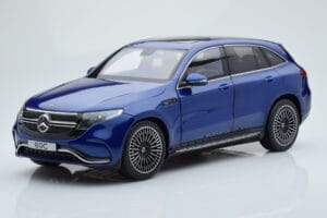 Mercedes EQC 400 Brilliant Sininen NZG 1:18 B66963757