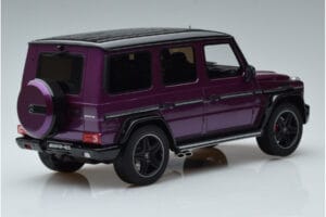 Mercedes G63 AMG W463 Crazy Color Galactic Beam Dealer Edition GT Spirit 1:18 B66961014 Hartsi — kuva 2 / 6