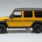 Mercedes AMG G63 W463 Crazy Color Solar Beam Jälleenmyyjä Versio GT Spirit 1:18 B66961012 Hartsi - image 3 of 6