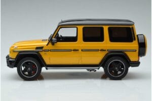 Mercedes AMG G63 W463 Crazy Color Solar Beam Jälleenmyyjä Versio GT Spirit 1:18 B66961012 Hartsi — kuva 3 / 6