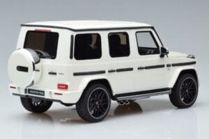 Mercedes AMG G63 W463 Valkoinen GT Spirit 1:18 KJ038 Metalli — kuva 2 / 6