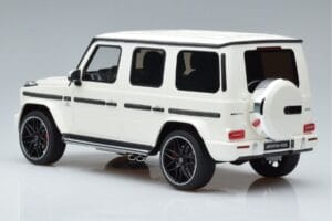 Mercedes AMG G63 W463 Valkoinen GT Spirit 1:18 KJ038 Metalli — kuva 5 / 6
