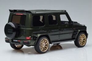 Mercedes G63 Brabus 700 Widestar W463 Vihreä GT Spirit 1:18 GT274 Hartsi — kuva 2 / 6