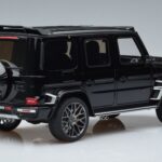 Mercedes G63 Brabus 700 Widestar W463 Helmiäismusta GT Spirit 1:18 KJ040 Hartsi - image 2 of 6