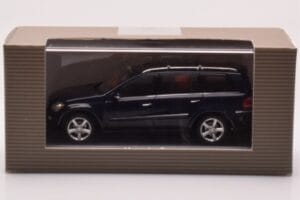 Mercedes GL X164 Tanzanite Sininen Minichamps 1:43 B66962228 Metalli — kuva 4 / 4