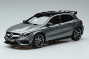 Mercedes AMG GLA 45 X156 Jälleenmyyjä Versio GT Spirit 1:18 B66960467 Hartsi