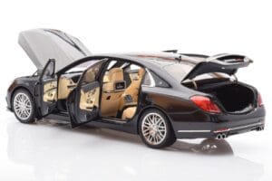 Mercedes Maybach S-Class W222 Brabus 900 Obsidian Musta Almost Real 1:18 860102 Metalli — kuva 5 / 8