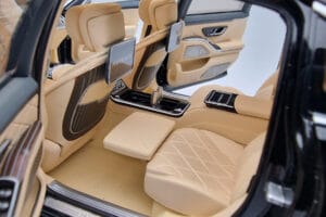 Mercedes Maybach S600 W222 V12 Biturbo Obsidian Musta Almost Real 1:18 820115 Metalli — kuva 9 / 11
