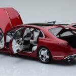 Mercedes Maybach S600 W222 V12 Biturbo Patagonia Punainen Almost Real 1:18 - image 5 of 10