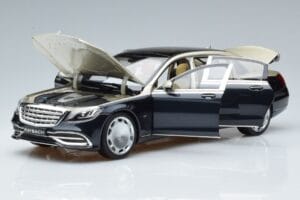 Mercedes Maybach S650 X222 Hopeansininen Norev 1:18 B66960615 Metalli — kuva 2 / 7