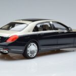 Mercedes Maybach S650 X222 Hopeansininen Norev 1:18 B66960615 Metalli - image 3 of 7